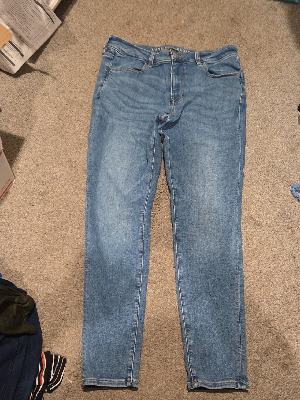American Eagle Outfitters Light Blue Skinny Jeans
